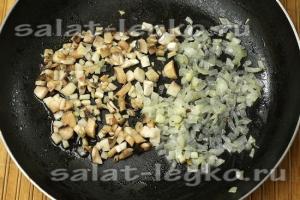 Салат с жареными грибами: вкусные рецепты